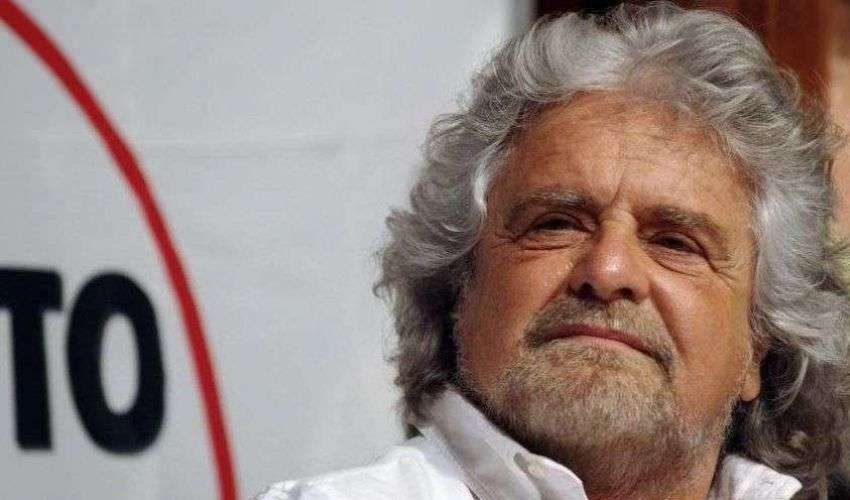  Taariikh nololeedka Beppe Grillo