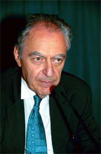  Cesare Segre biografija