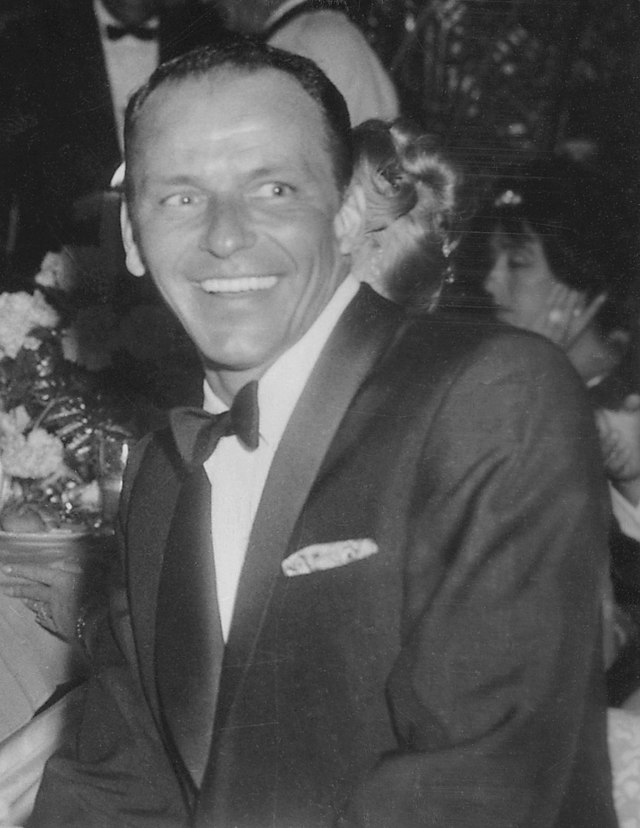  Biografía de Frank Sinatra