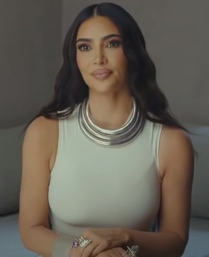  Eachdraidh-beatha Kim Kardashian